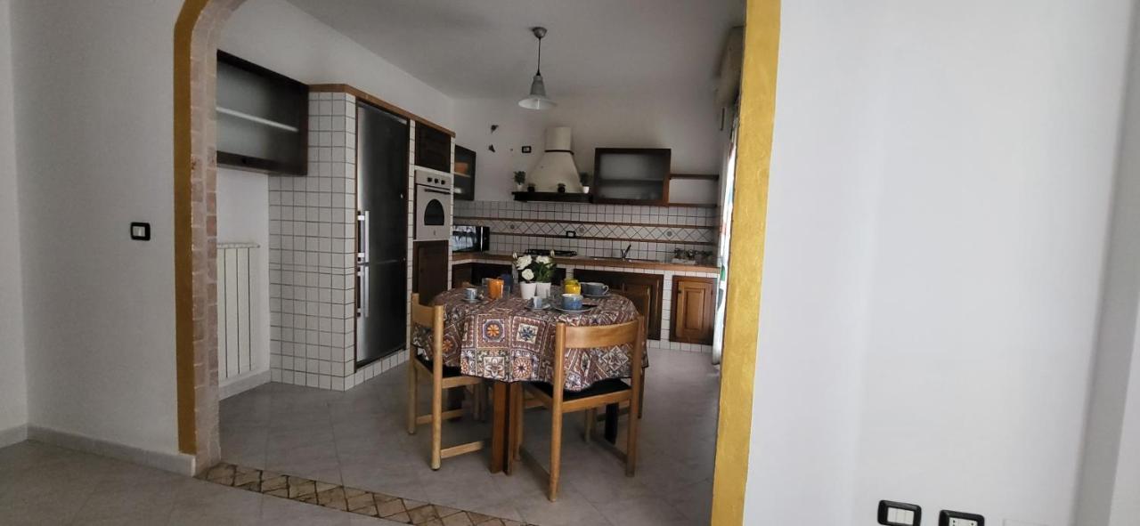 Ferienwohnung Bradisc'House Porto Torres Exterior foto